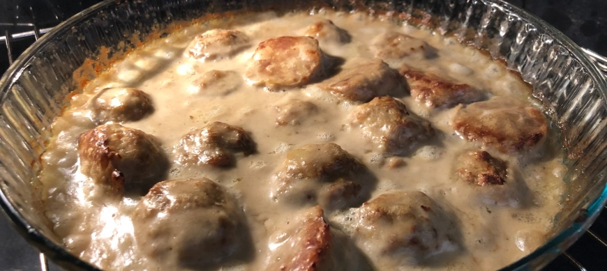 ALBONDIGAS EN SALSA DE CHAMPIÑONES