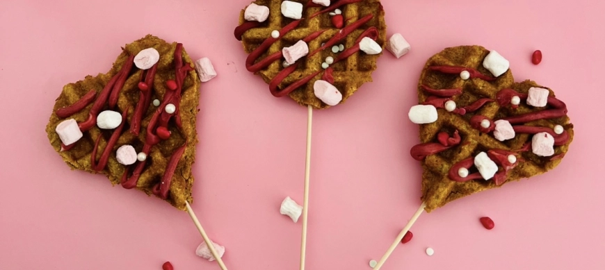 GOFRES DE CALABAZA CON FORMA DE CORAZON